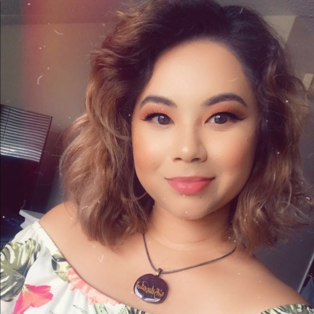 Meet your Posher, Brenda